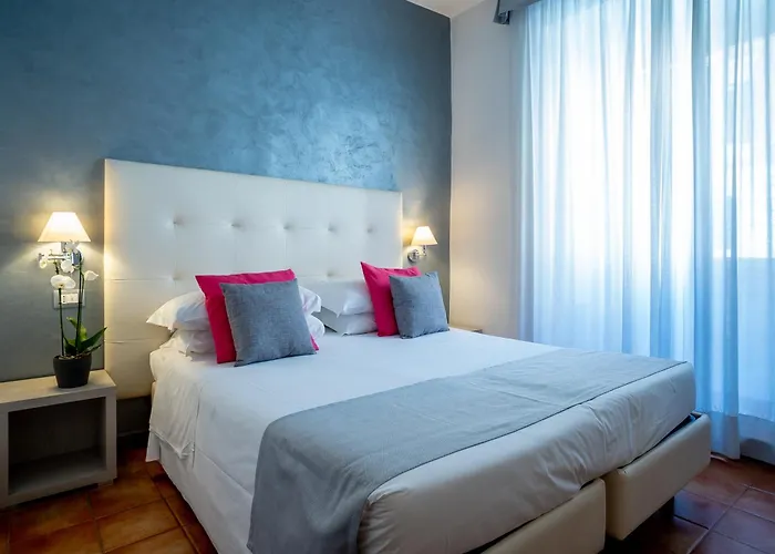 Hotel Gabriella 3*